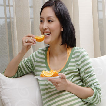 4 Jenis Makanan yang Harus Dihindari saat Ngidam