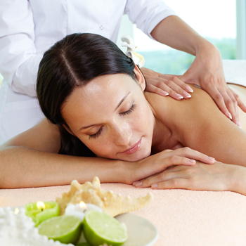 Manfaat Pijat Setelah Melahirkan Normal