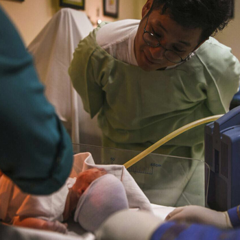 Putri Titian Melahirkan Anak Pertamanya