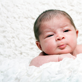 Kenapa Wajah Bayi Baru Lahir  Tidak Mirip Orangtuanya 