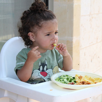 5 Makanan yang Bisa Menenangkan Anak