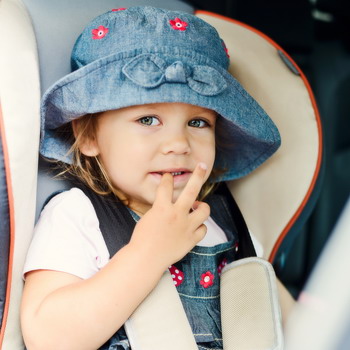 4 Akibat Jika Anak Hobi Mengigit Kuku