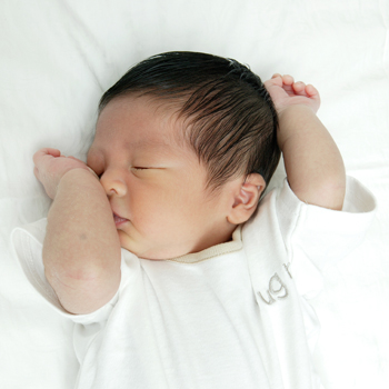Kondisi yang Meningkatan Risiko Gangguan Telinga Bayi