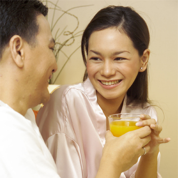 Begini Cara Calon Ayah Membantu Istri Saat Kontraksi