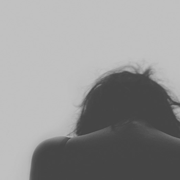 Ayah, Ini 3 Gejala Depresi Postpartum yang Wajib Diwaspadai!