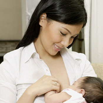 Instalasi Payudara  agar Bunda Nyaman Menyusui di Tempat Umum