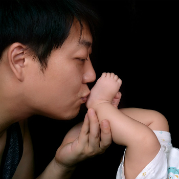 6 Manfaat Ayah Ambil Cuti Melahirkan 