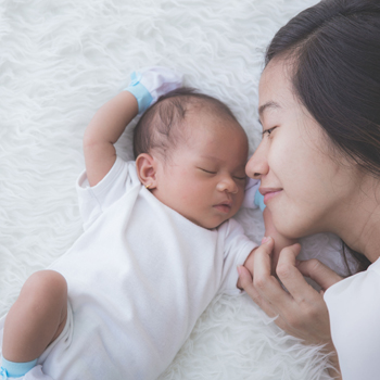 Cara Sederhana Menjaga Indera Penciuman Bayi