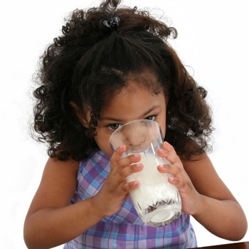 Begini Cara Menyimpan Susu UHT Supaya Kualitasnya Tetap Terjaga