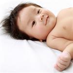 Tumbuh Kembang Senyum Bayi