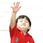 Trik Mengasah Sikap Optimis Anak