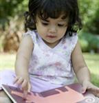 7 Langkah Agar Bayi Cinta Buku