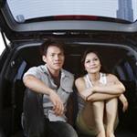 Mesra di Dalam Mobil