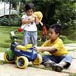 Balita 4 Tahun: Kiri, Kanan, Bawah, Atas ... Gubrakk!