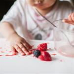 Balita Gemar Melepeh Makanan