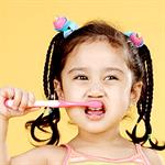  Balita muntah saat gosok gigi  