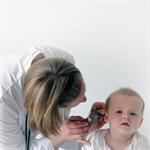 Periksa Telinga ke Dokter THT