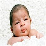 Bercak ASI di kulit bayi