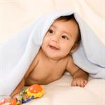 Musim hujan, perlukah bayi mandi 2 kali? 