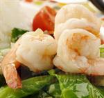 Memberi Bayi Makanan Laut 