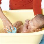 Boorwater Untuk Kulit Bayi