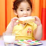 Menasihati Balita Untuk Sarapan