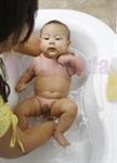 Tips Memandikan Bayi 