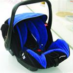 Bayi Nyaman Pakai Carseat
