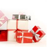 Memberi Hadiah Kelahiran